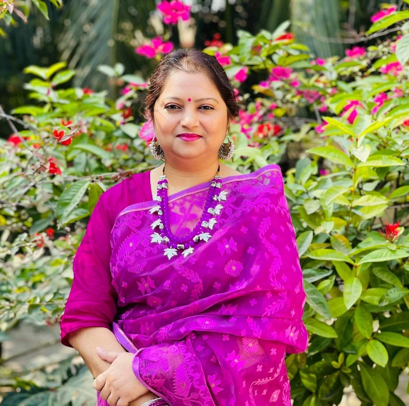 জনাব ফারহানা আনজুম - সহযোগী অধ্যাপক